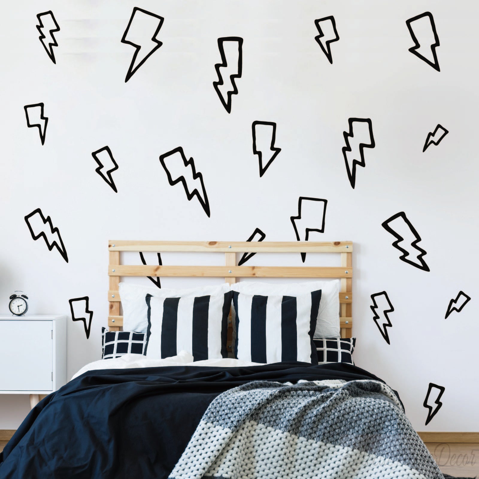 Thunder bolt car stickers vinyl decals for teens sports gear
