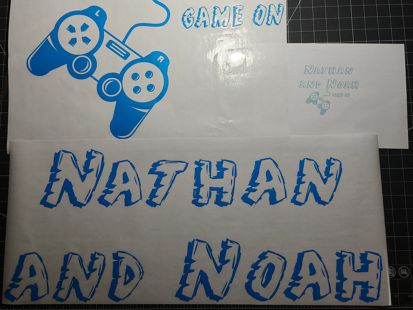 Custom Name Gaming Controller Wall Decal - Personalized Gamer Room Decor for Bedroom, Game Room, Man Cave - Removable Vinyl Sticker for Walls & Laptops